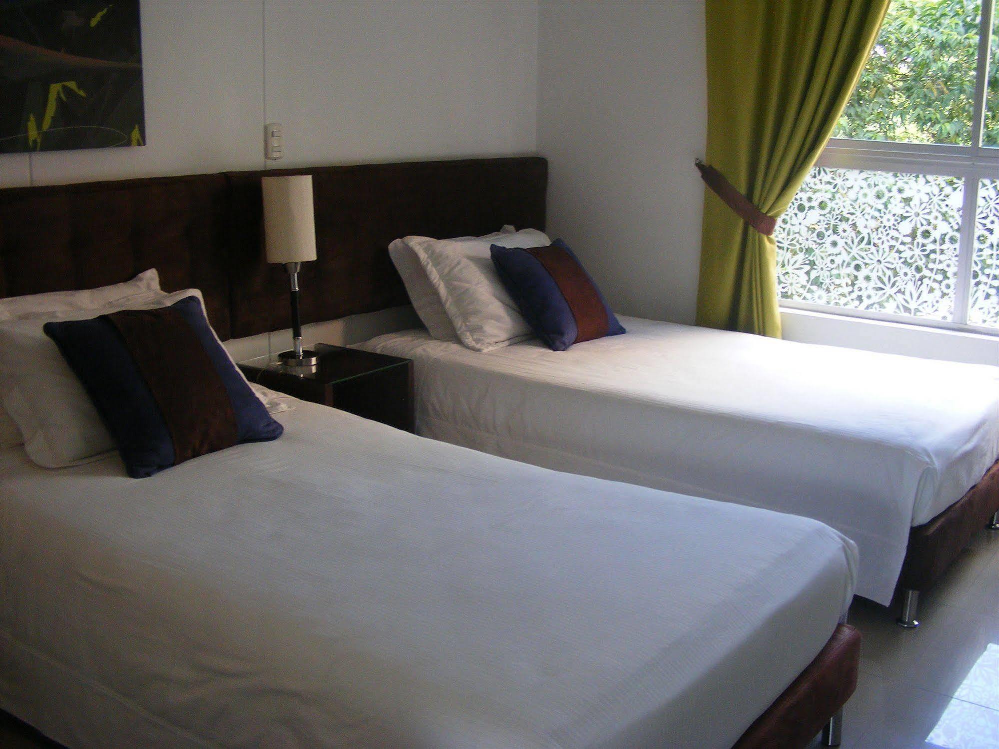 Las Rosas Hotel Boutique เมเดยิน ภายนอก รูปภาพ